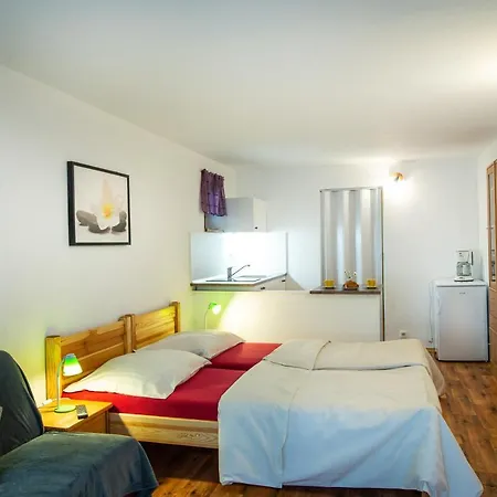 Masek Bed & Breakfast