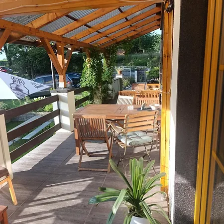 Bed & Breakfast Masek