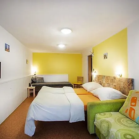 Bed & Breakfast Masek 3*